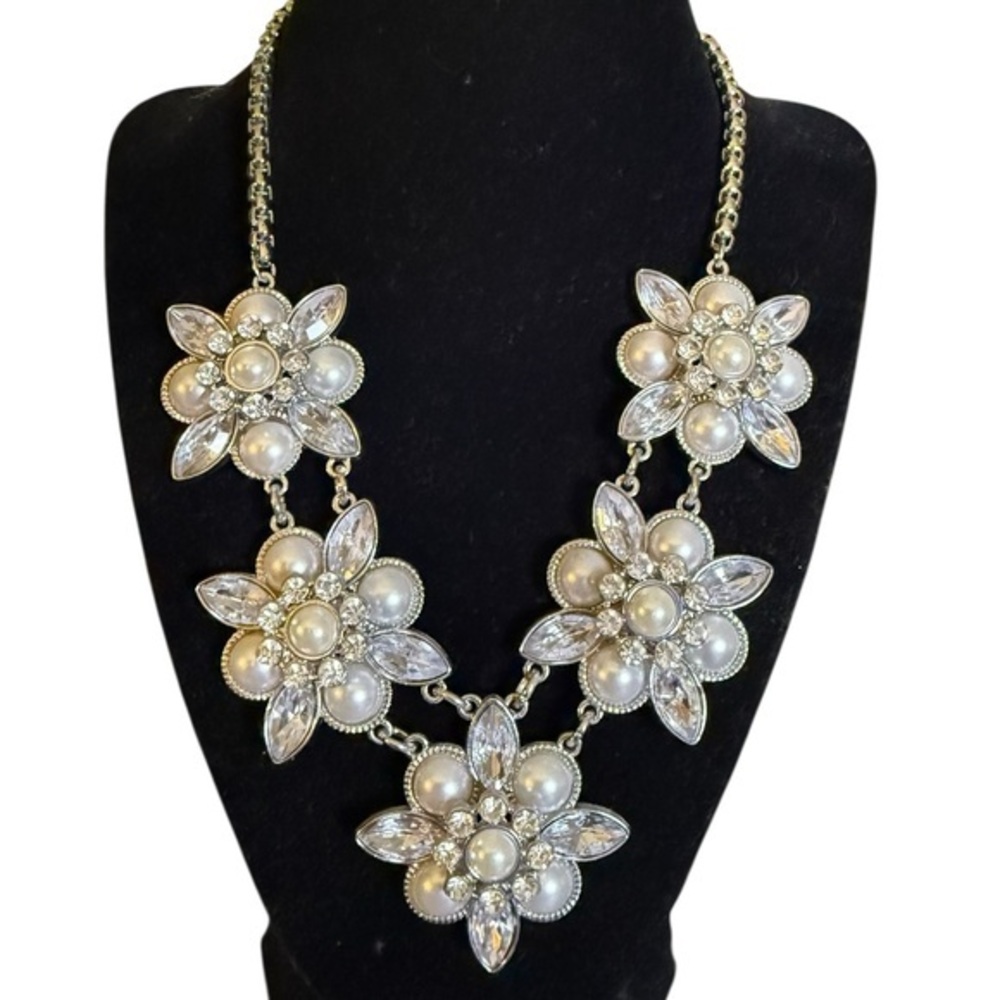 Floral Pearl Crystal‎ Necklace Silver Tone Bridal Glam Statement Necklace
